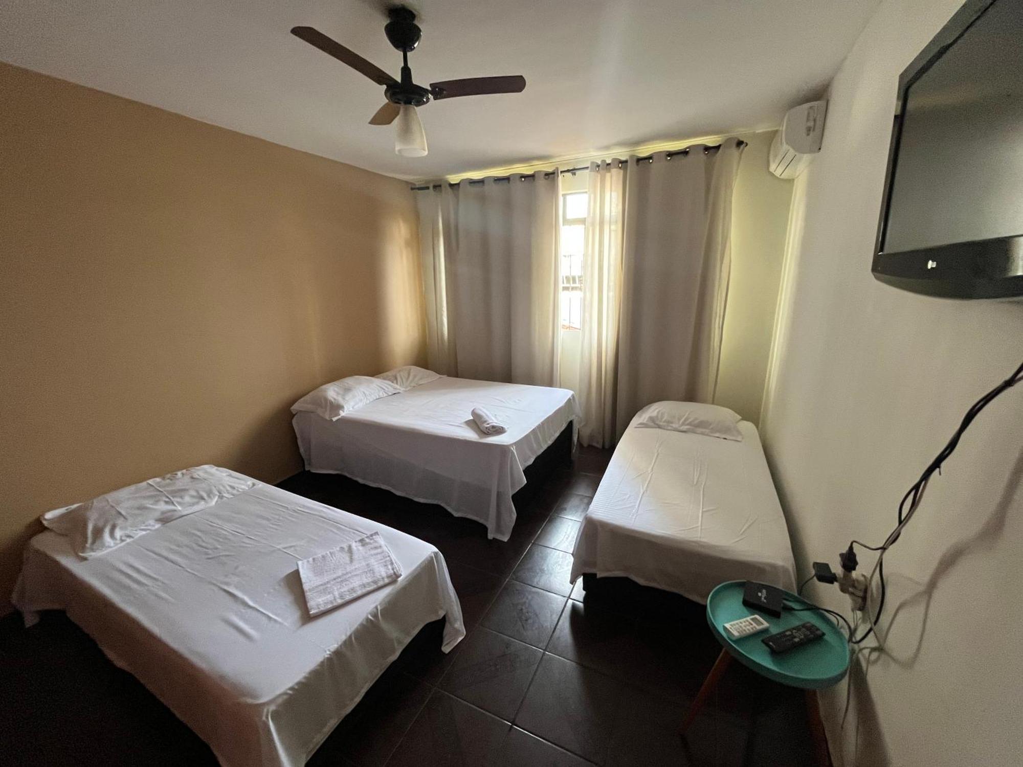 Casa Quintal Bueno! 5 Quartos Com Ar Split E Internet Ultra! Perto Do Melhor De Goiania! Marista Parques Areiao E Vaca Brava Hospital Premium Mater Dei Blue Fit Perdomo Goiania Shopping! Kültér fotó