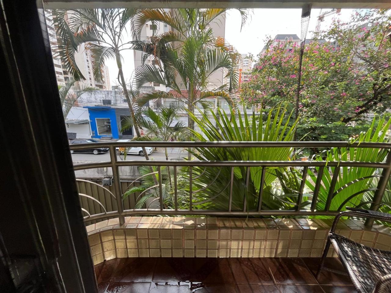 Casa Quintal Bueno! 5 Quartos Com Ar Split E Internet Ultra! Perto Do Melhor De Goiania! Marista Parques Areiao E Vaca Brava Hospital Premium Mater Dei Blue Fit Perdomo Goiania Shopping! Kültér fotó